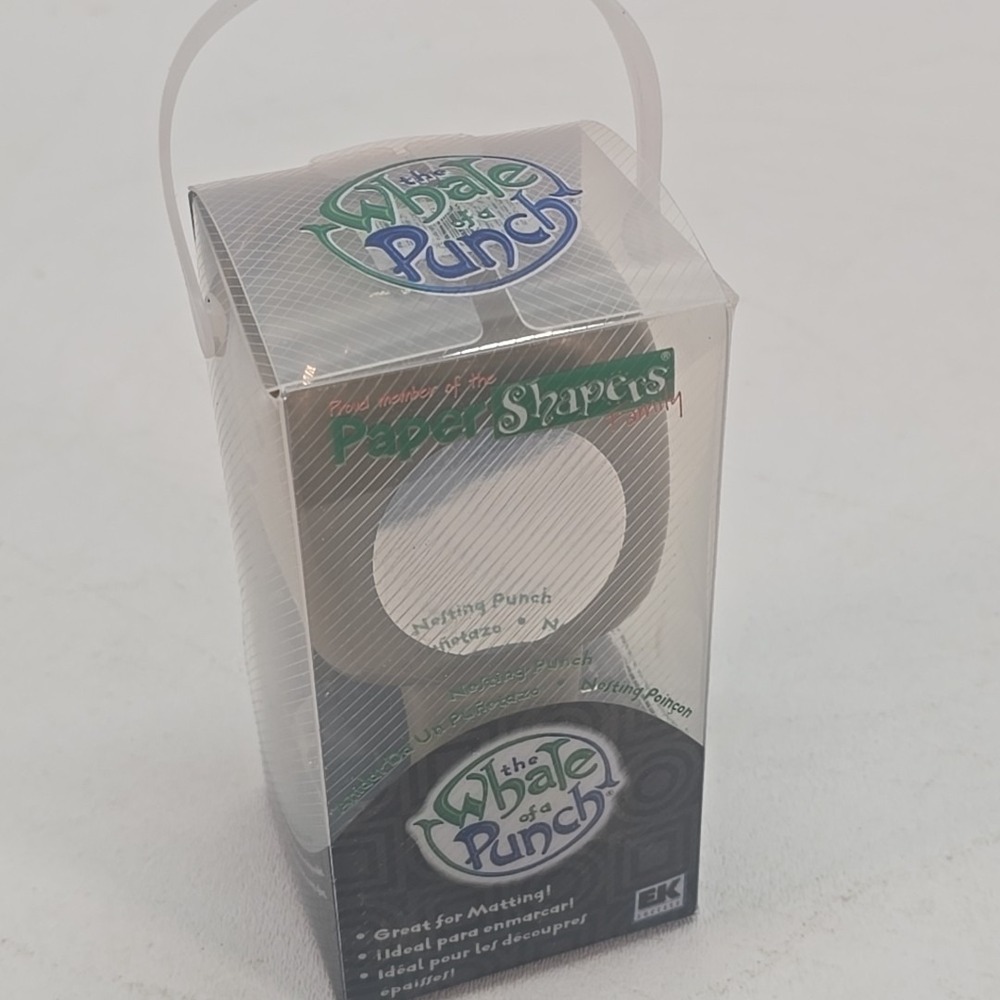 EK Success Paper Shaper Whale Punch Round Circle 1 1/2"‎